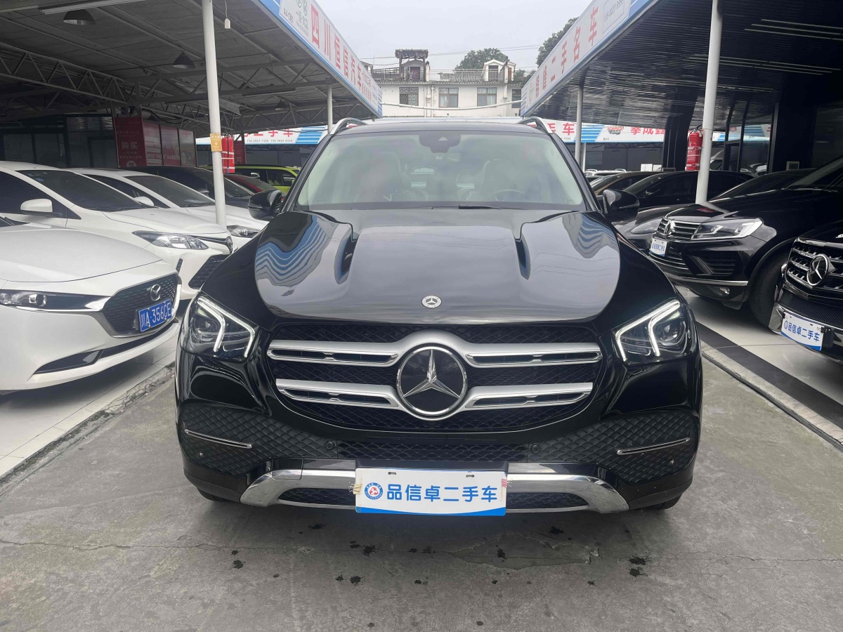 奔馳 奔馳GLE  2022款 改款 GLE 350 4MATIC 時(shí)尚型圖片