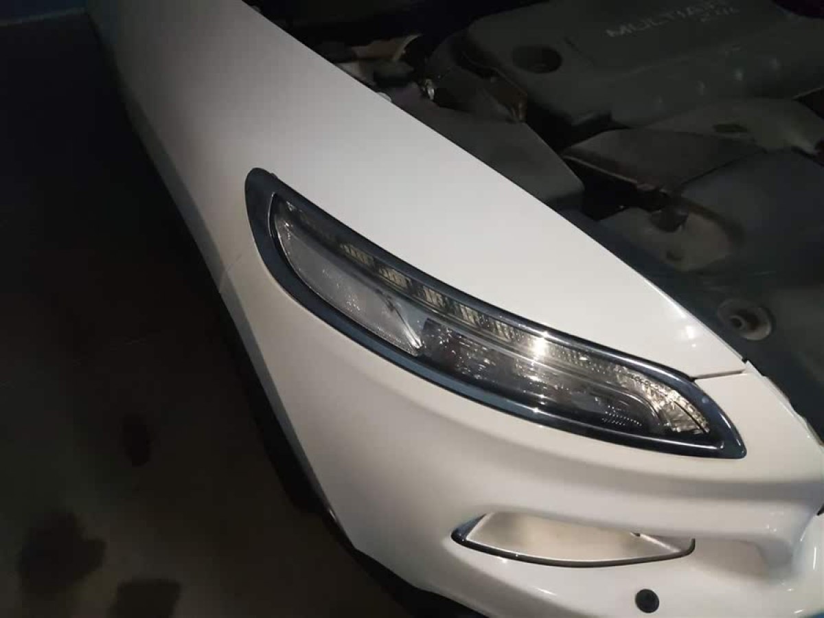 Jeep 自由光  2014款 2.4L 豪華版圖片