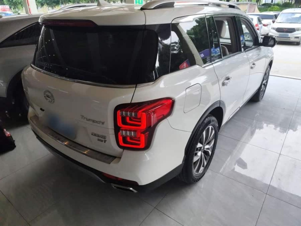 廣汽傳祺 GS8  2017款 320T 兩驅(qū)豪華智聯(lián)版圖片