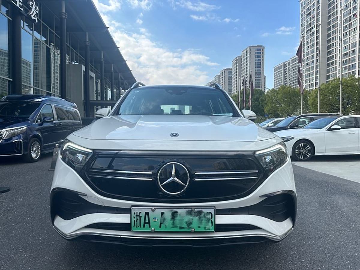 奔馳 奔馳EQB  2022款 EQB 350 4MATIC 首發(fā)特別版圖片