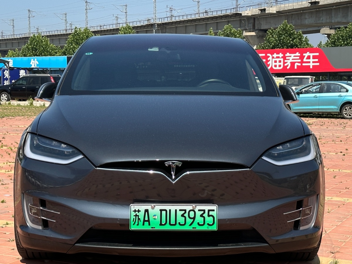 特斯拉 Model X  2016款 Model X 90D圖片