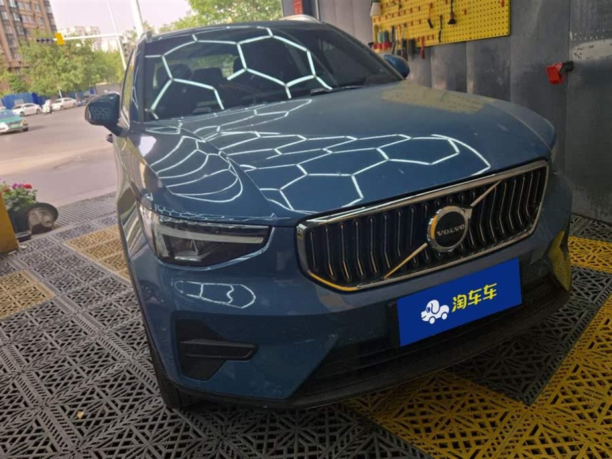 沃爾沃 沃爾沃XC40  2023款 B3 智遠(yuǎn)豪華版圖片