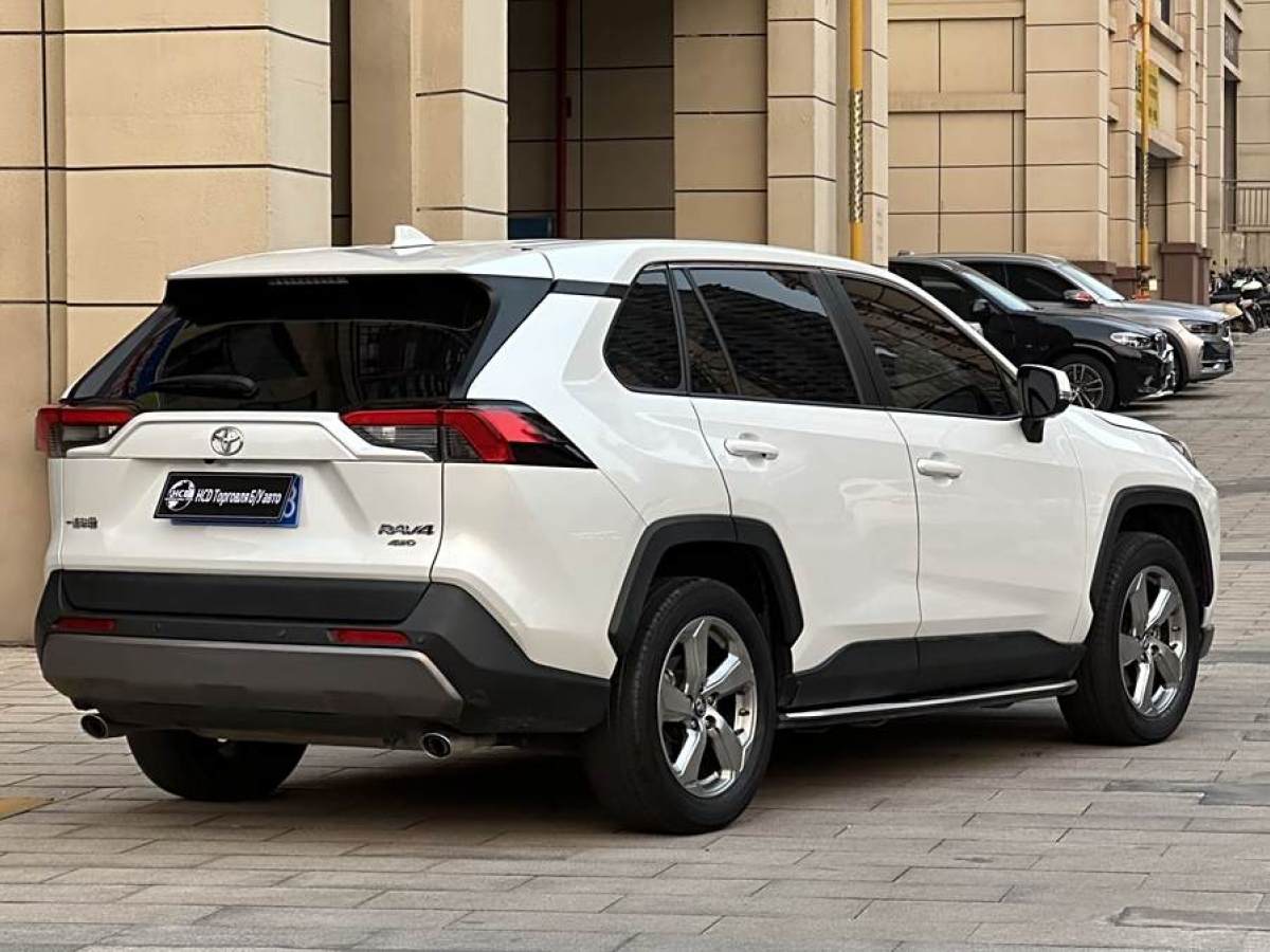 豐田 RAV4榮放  2021款 2.0L CVT四驅(qū)風(fēng)尚版圖片