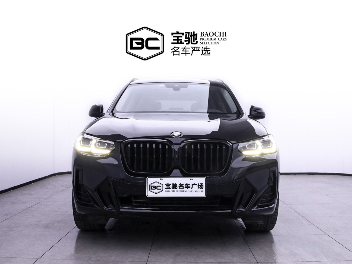 寶馬 寶馬X3 2022款 改款二 xDrive30i 領(lǐng)先型 M曜夜套裝圖片