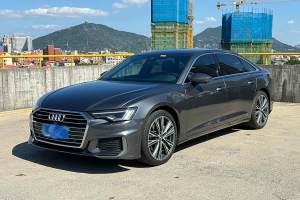 奥迪A6L 奥迪 45 TFSI quattro 臻选动感型