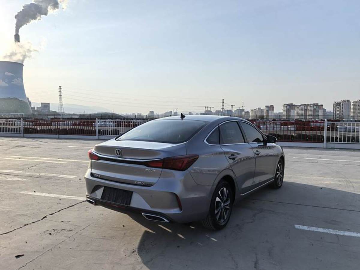 長(zhǎng)安 逸動(dòng)  2020款 PLUS 藍(lán)鯨NE 1.4T GDI DCT尊貴型圖片