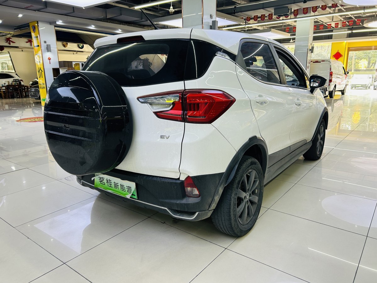 比亞迪 元新能源  2019款 EV535 智聯(lián)領(lǐng)創(chuàng)型圖片