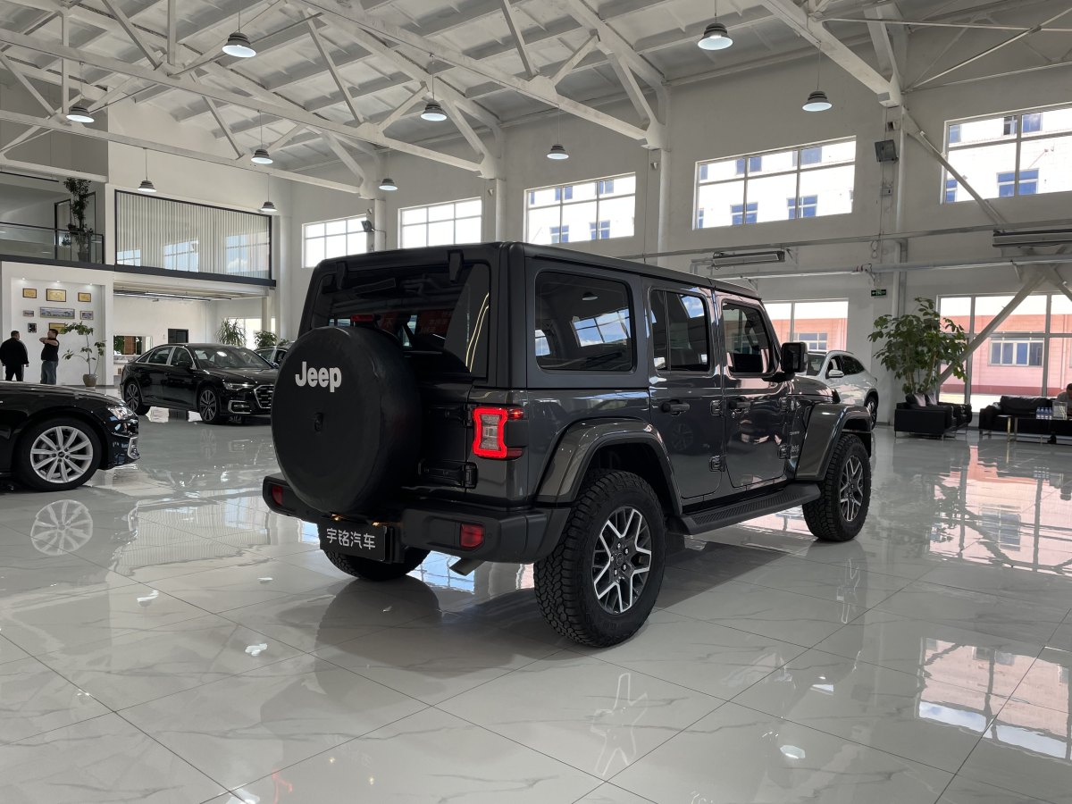 Jeep 牧馬人  2024款 2.0T 撒哈拉四門版圖片