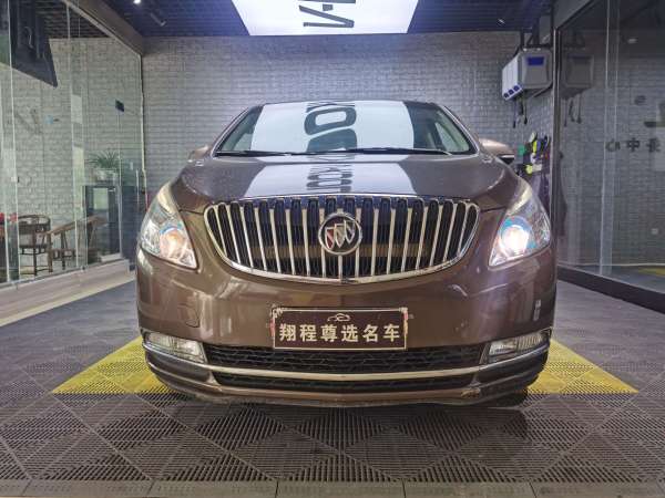 别克 GL8  2011款 3.0L GT豪华商务豪雅版