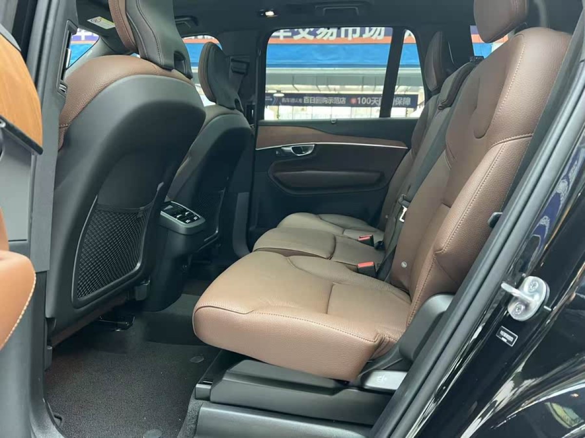 沃爾沃 XC90  2024款 B6 智逸豪華版 7座圖片