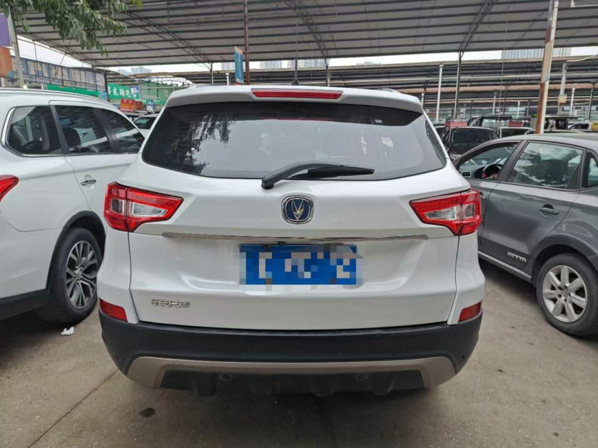 長安 CS35  2015款 1.6L 手動(dòng)尊貴型 國IV圖片