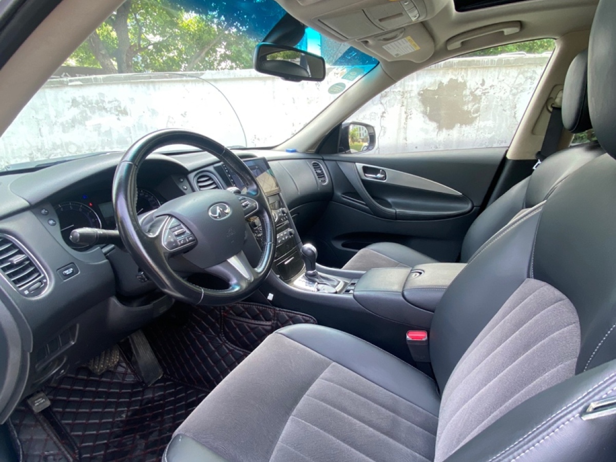 英菲尼迪 QX50  2015款 2.5L 舒適版圖片