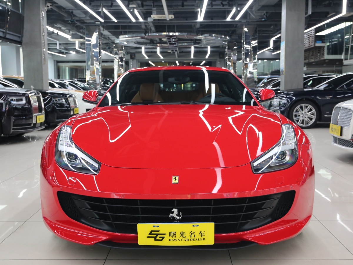 法拉利 GTC4Lusso  2017款 3.9T V8图片