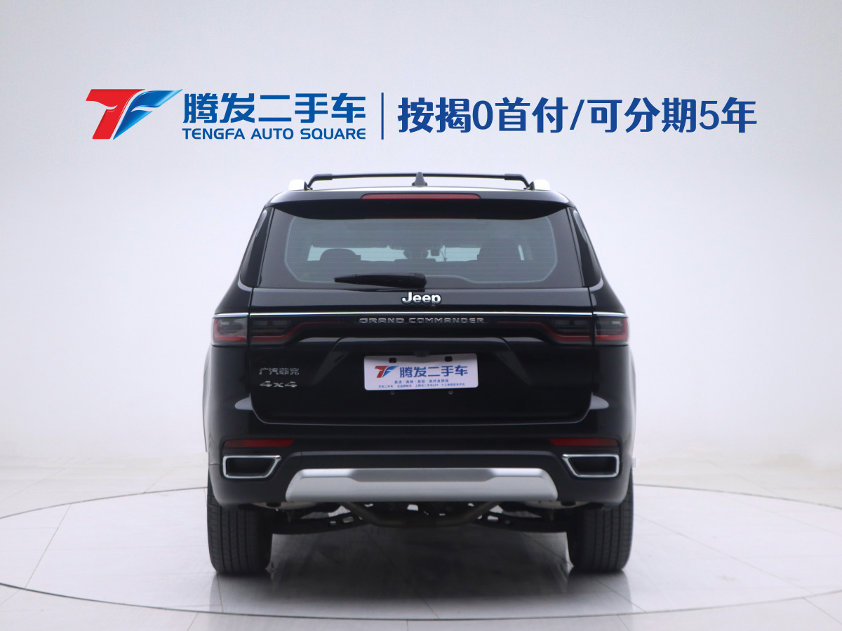 Jeep 大指揮官  2022款 2.0T 四驅(qū)豪華版圖片