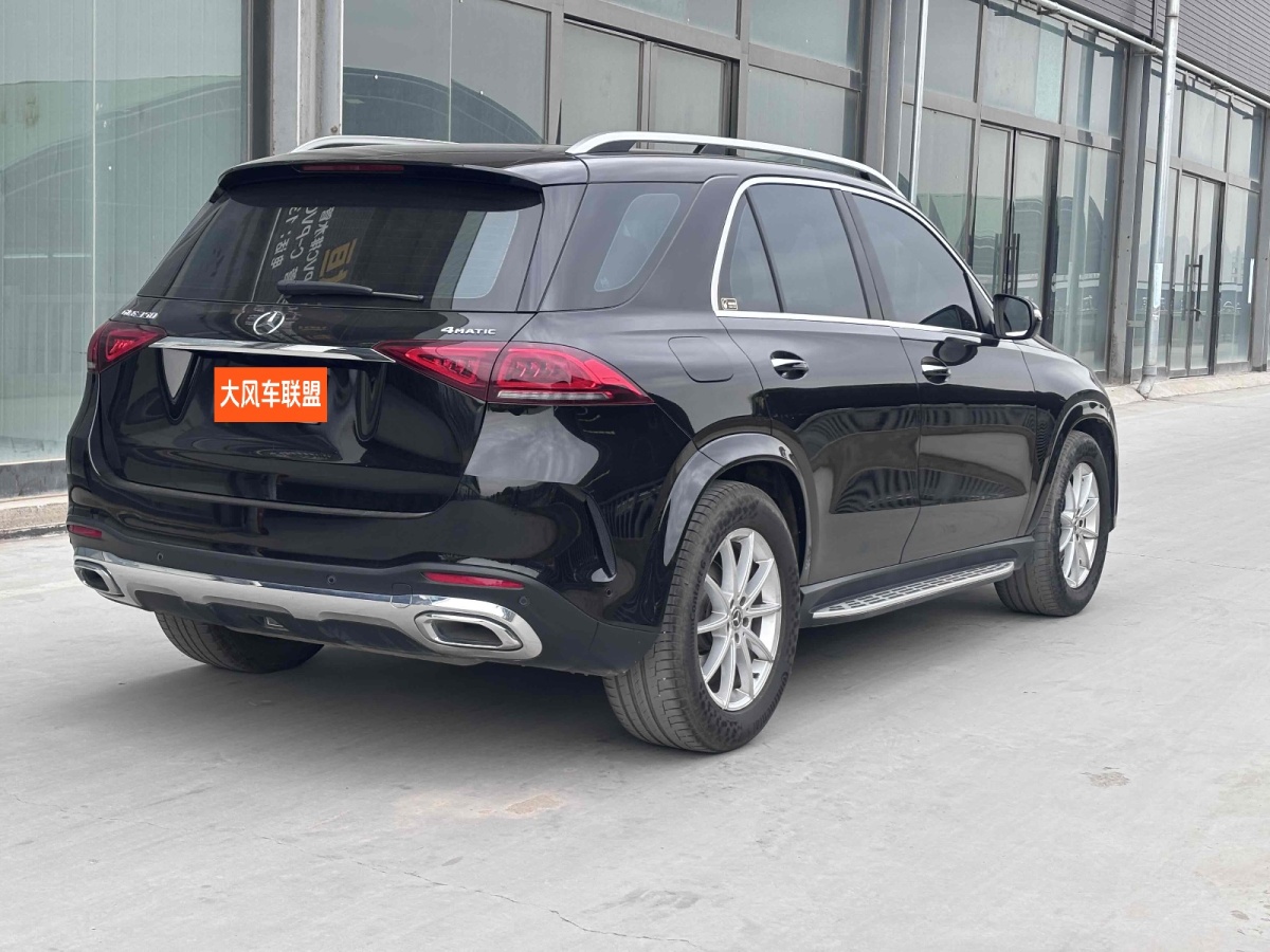 奔馳 奔馳GLE  2024款 改款 GLE 350 4MATIC 時尚型圖片