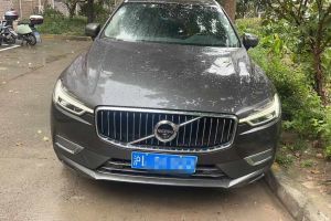 XC60 沃尔沃 T4 智行豪华版