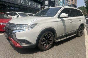 歐藍德 三菱 2.0L 兩驅暢享版 5座