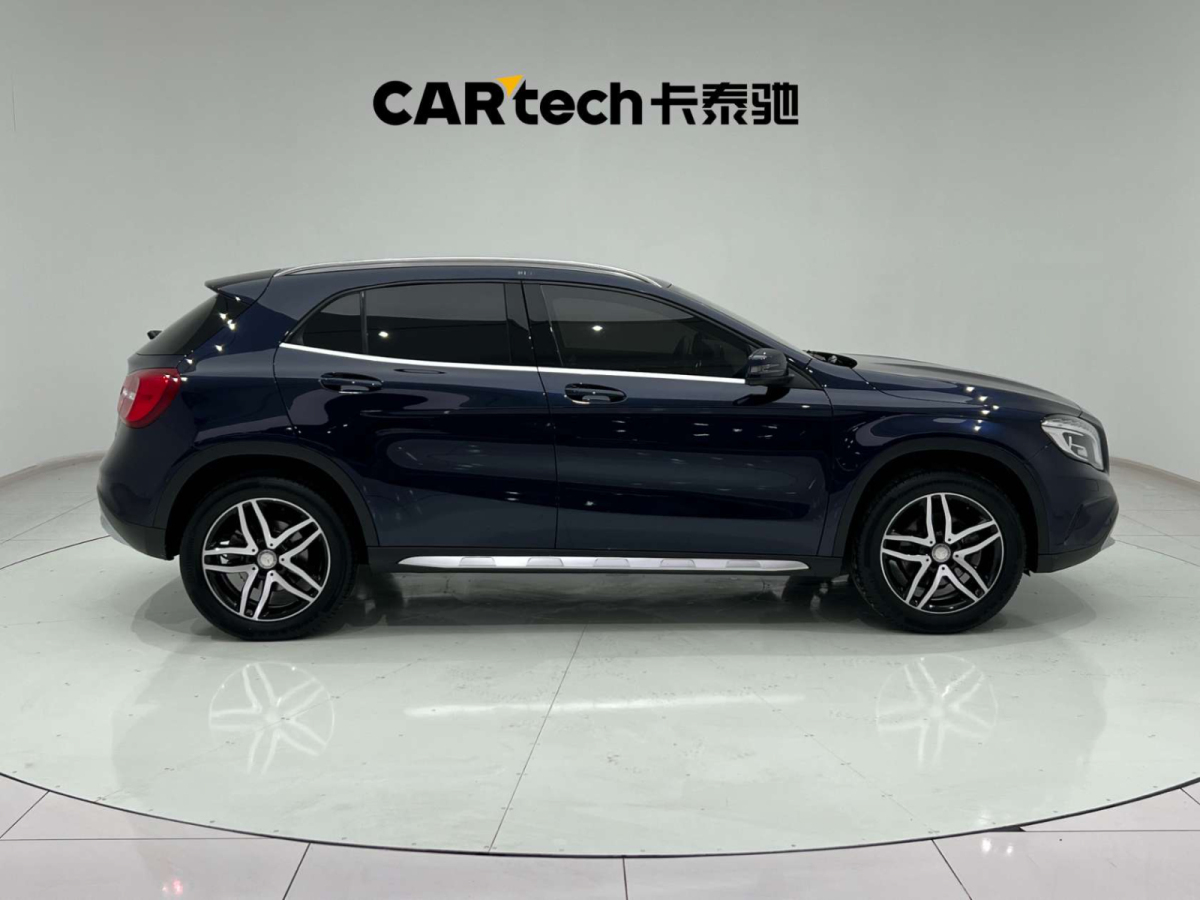 奔驰 奔驰GLA  2016款 GLA 220 4MATIC 时尚型图片