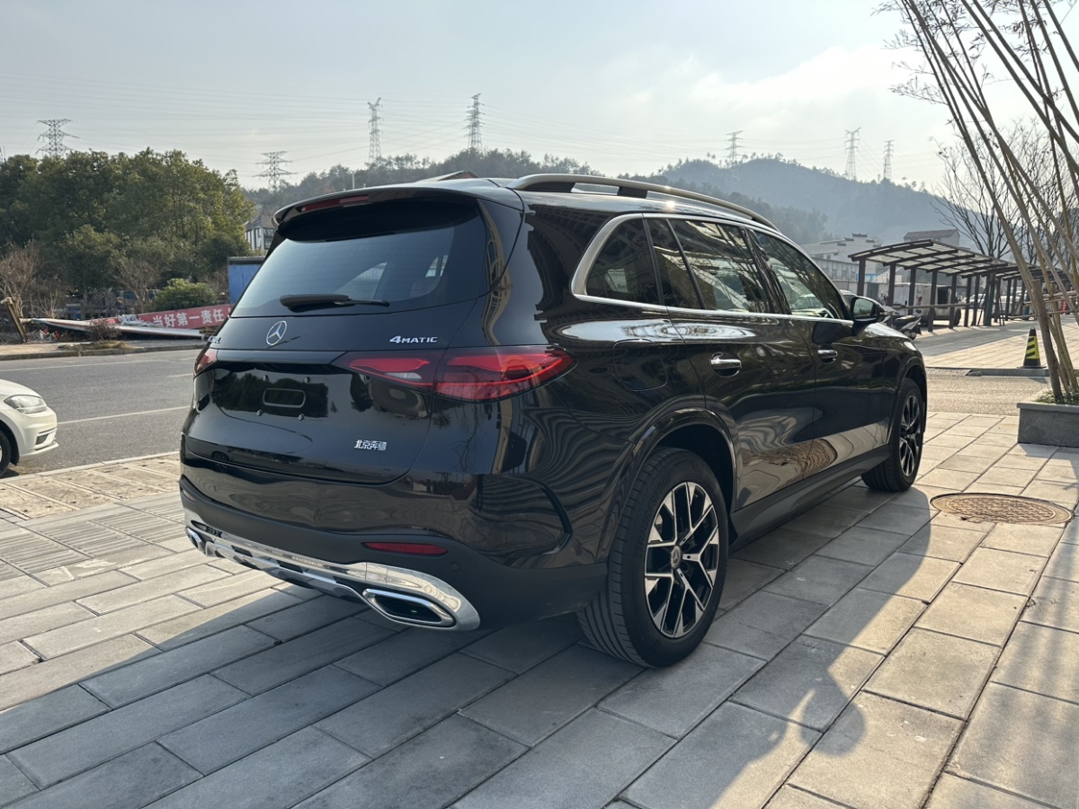 奔馳 奔馳GLC  2023款 改款 GLC 260 L 4MATIC 豪華型 5座圖片