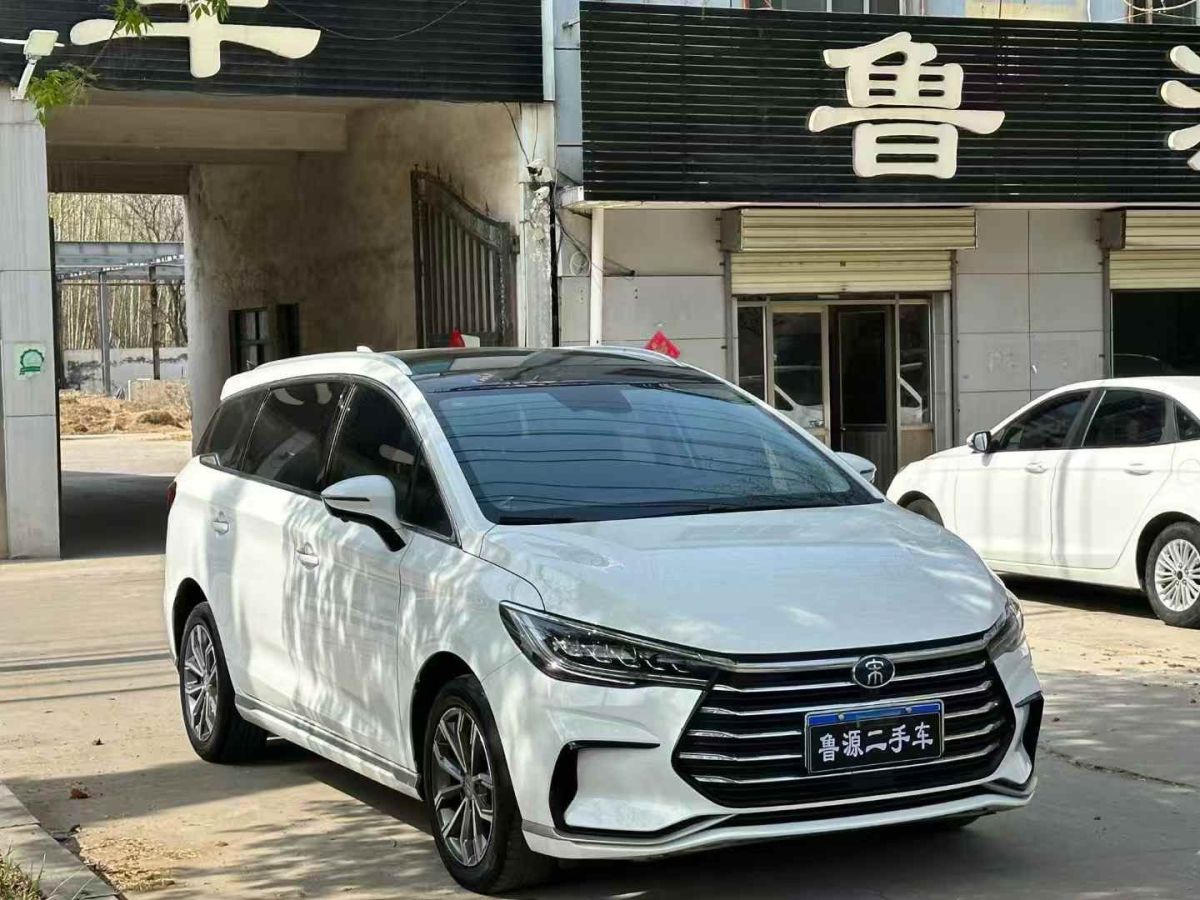 哪吒 哪吒U  2021款 Pro 400 巡航版圖片