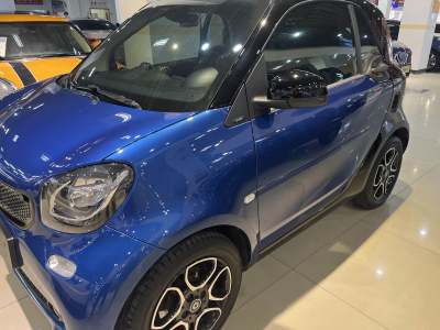 2016年12月 smart fortwo 0.9T 66千瓦硬頂先鋒版圖片