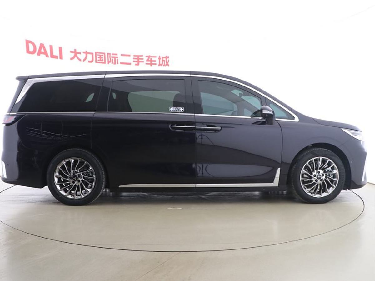 嵐圖 夢想家  2024款 PHEV 超長續(xù)航旗艦版圖片