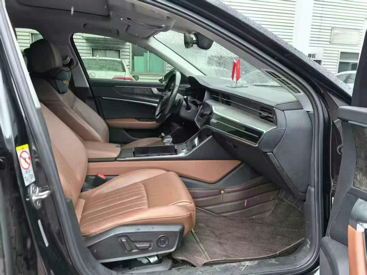奧迪 奧迪A6L  2022款 40 TFSI 豪華動感型圖片