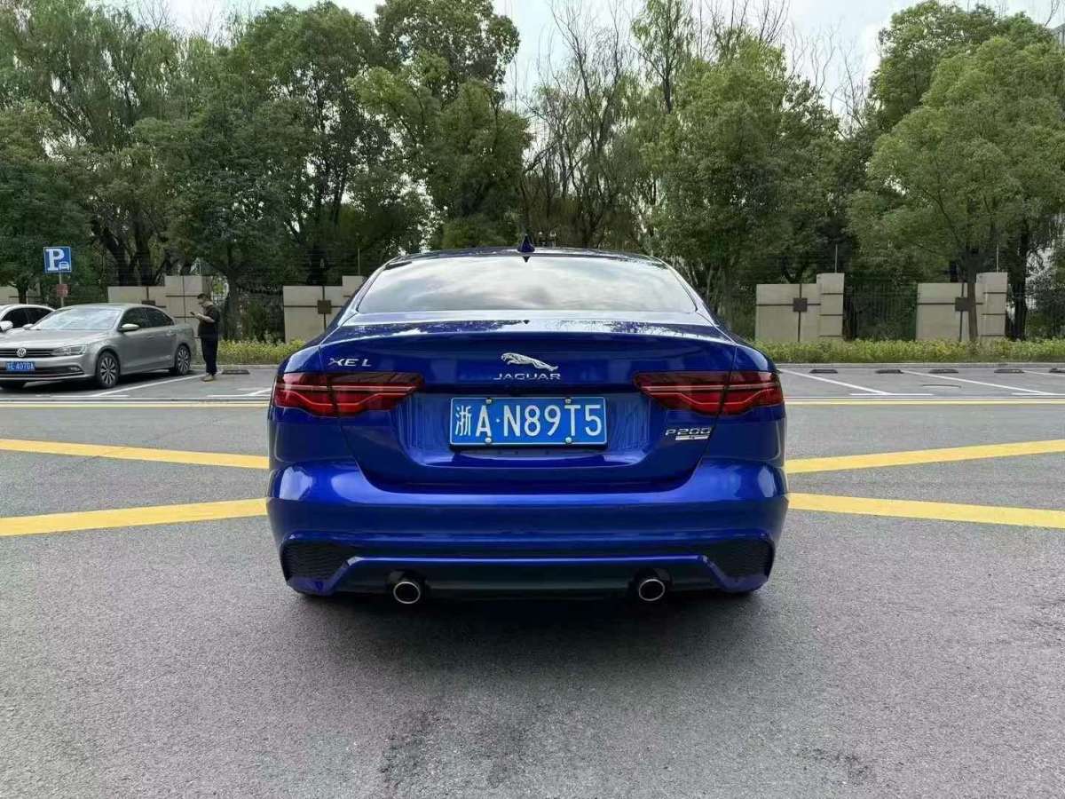 捷豹 XE  2019款 2.0T 300PS 四驅(qū)Landmark Edition圖片