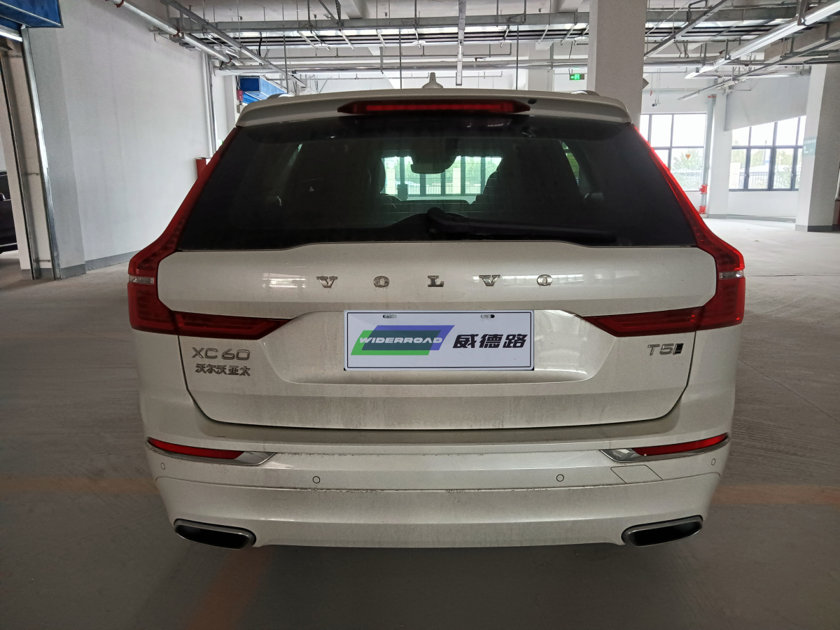 2021年5月沃爾沃 XC60  2021款 T5 四驅智遠豪華版