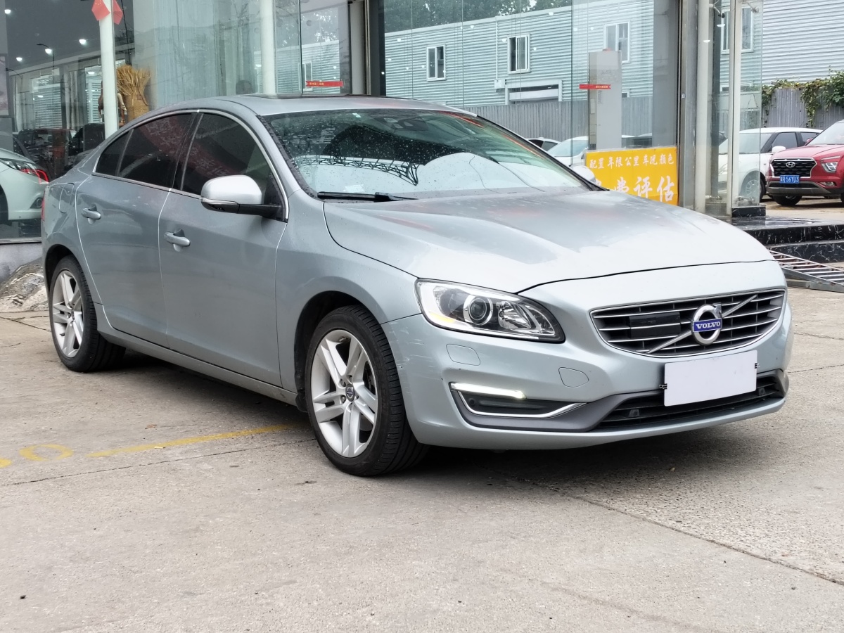 沃爾沃 S60  2014款 S60L 2.0T T5 智馭版圖片