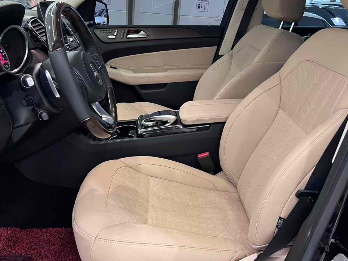 奔馳 奔馳GLS  2018款 GLS450 4MATIC 3.0T 美規(guī)版圖片