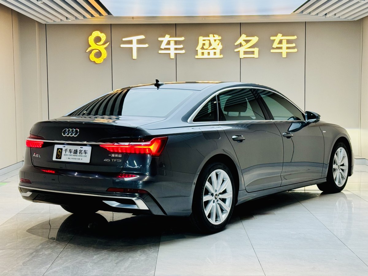 奧迪 奧迪A6L  2024款 45 TFSI 臻選動感型圖片