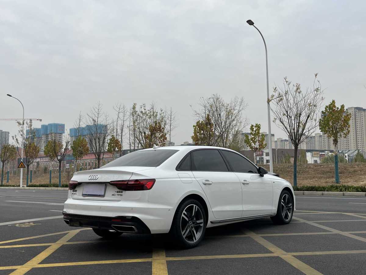 奧迪 奧迪A4L  2022款 40 TFSI 豪華動感型圖片