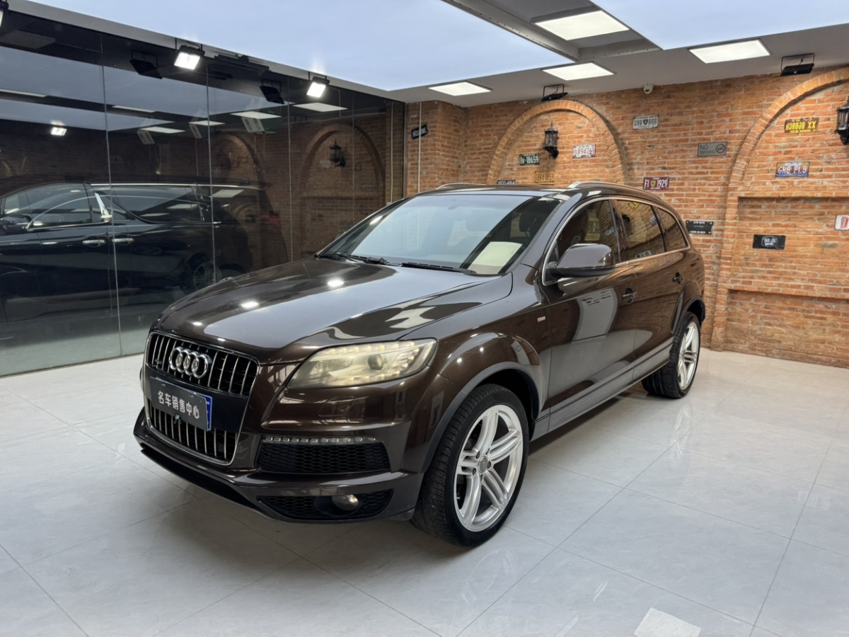 奧迪 奧迪Q7  2011款 3.0 TFSI 專享型(200kW)圖片