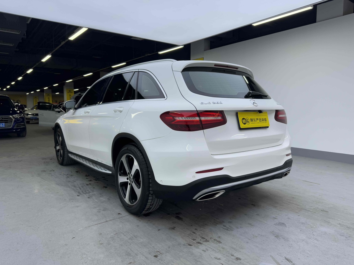 奔馳 奔馳GLC  2018款 改款 GLC 260 4MATIC 豪華型圖片