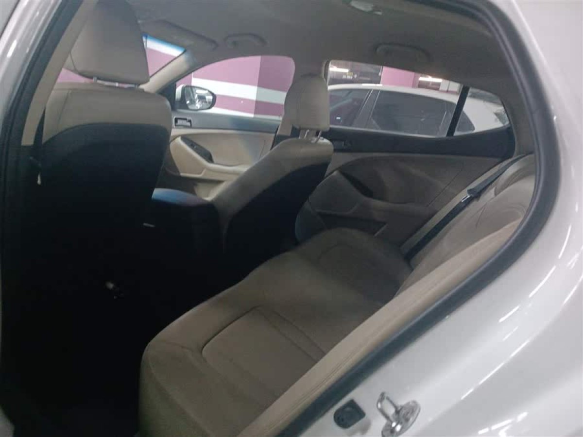 起亞 K5  2012款 2.0L 手動GL圖片