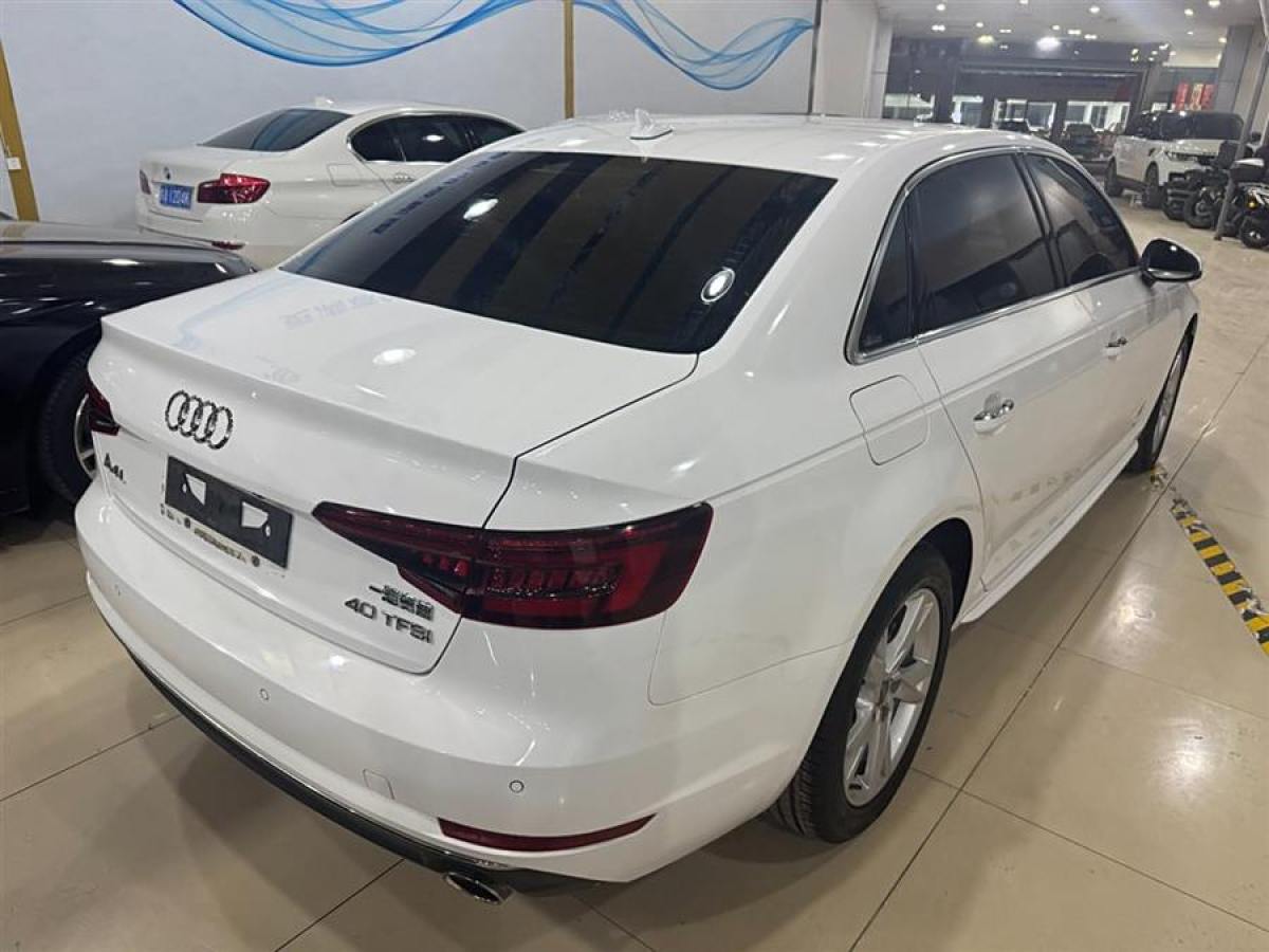 奧迪 奧迪A4L  2018款 30周年年型 40 TFSI 進(jìn)取型圖片