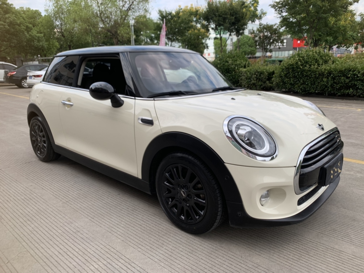 MINI MINI  2019款 1.5T COOPER 经典派图片