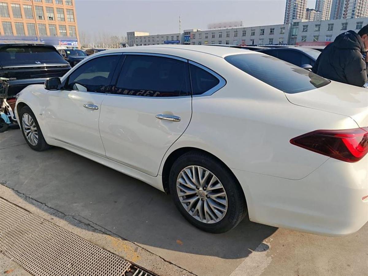 英菲尼迪 Q70  2015款 Q70L 2.5L 悅享版圖片