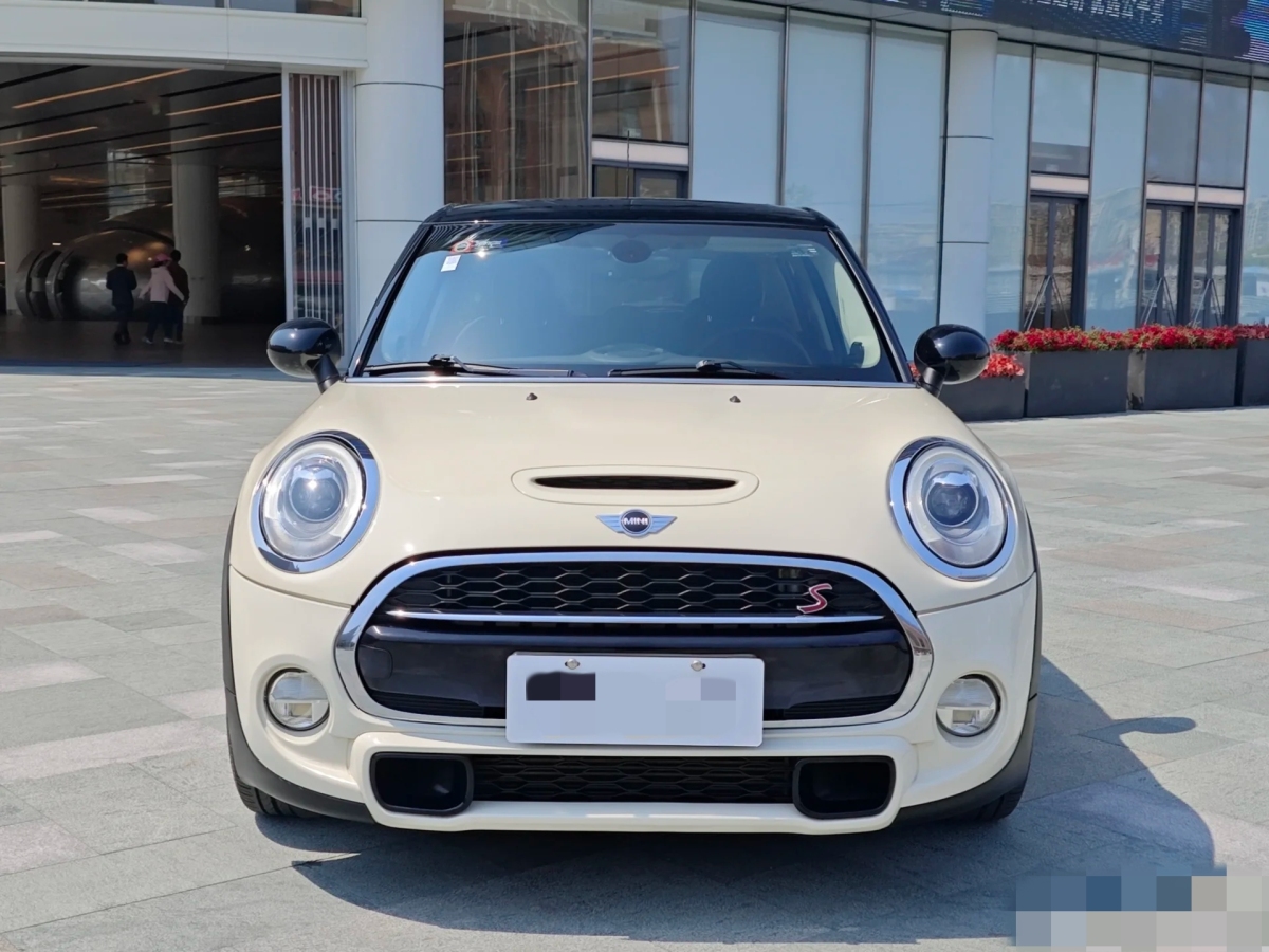 MINI MINI  2015款 2.0T COOPER S 五門版圖片