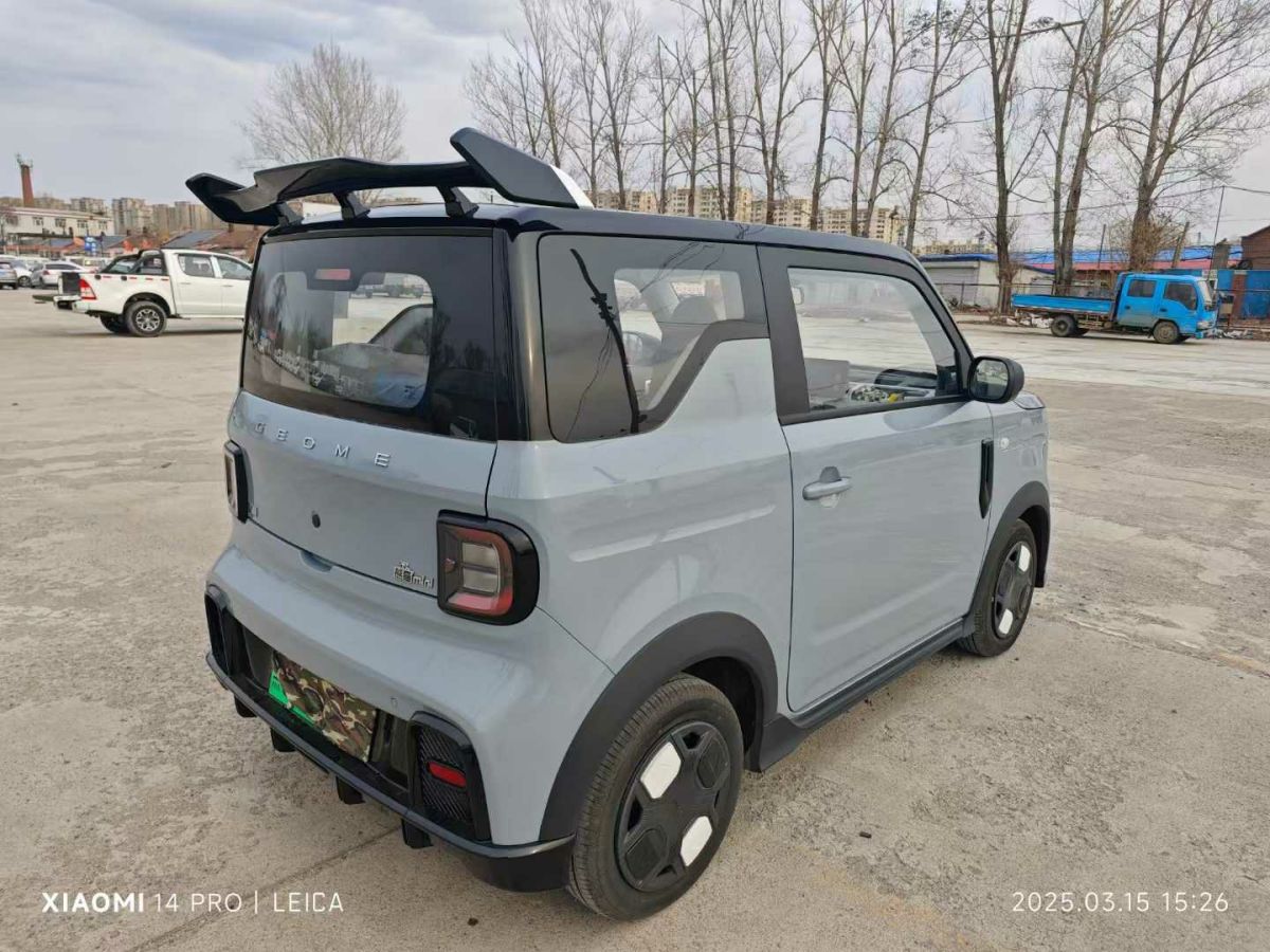 吉利 熊貓mini  2024款 200km 熊貓騎士圖片