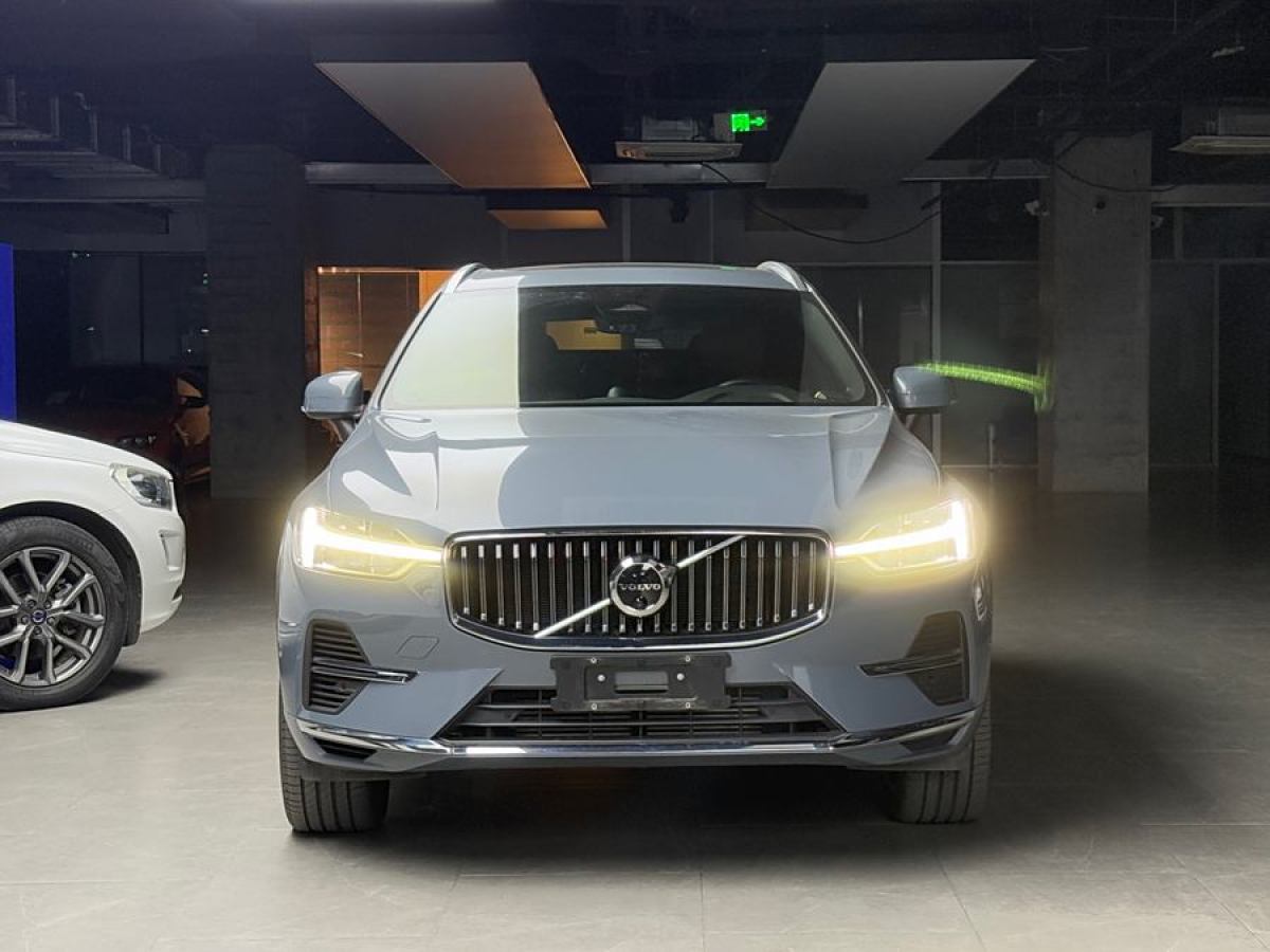 沃爾沃 XC60新能源  2022款 T8 插電混動(dòng) 四驅(qū)智遠(yuǎn)豪華版圖片