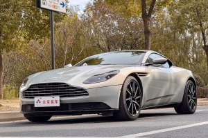 阿斯顿・马丁DB11 阿斯顿·马丁 4.0T V8 Coupe