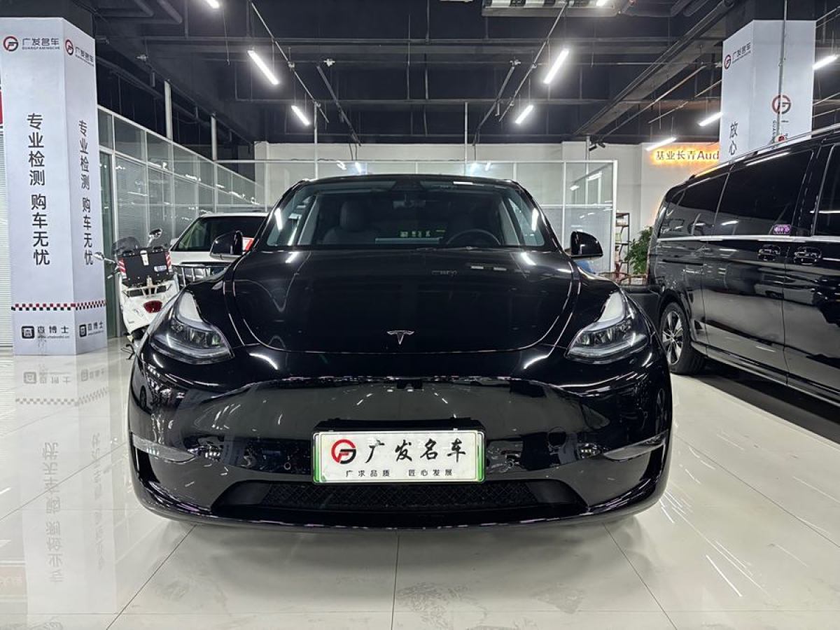 特斯拉 Model 3  2022款 改款 長(zhǎng)續(xù)航全輪驅(qū)動(dòng)版圖片