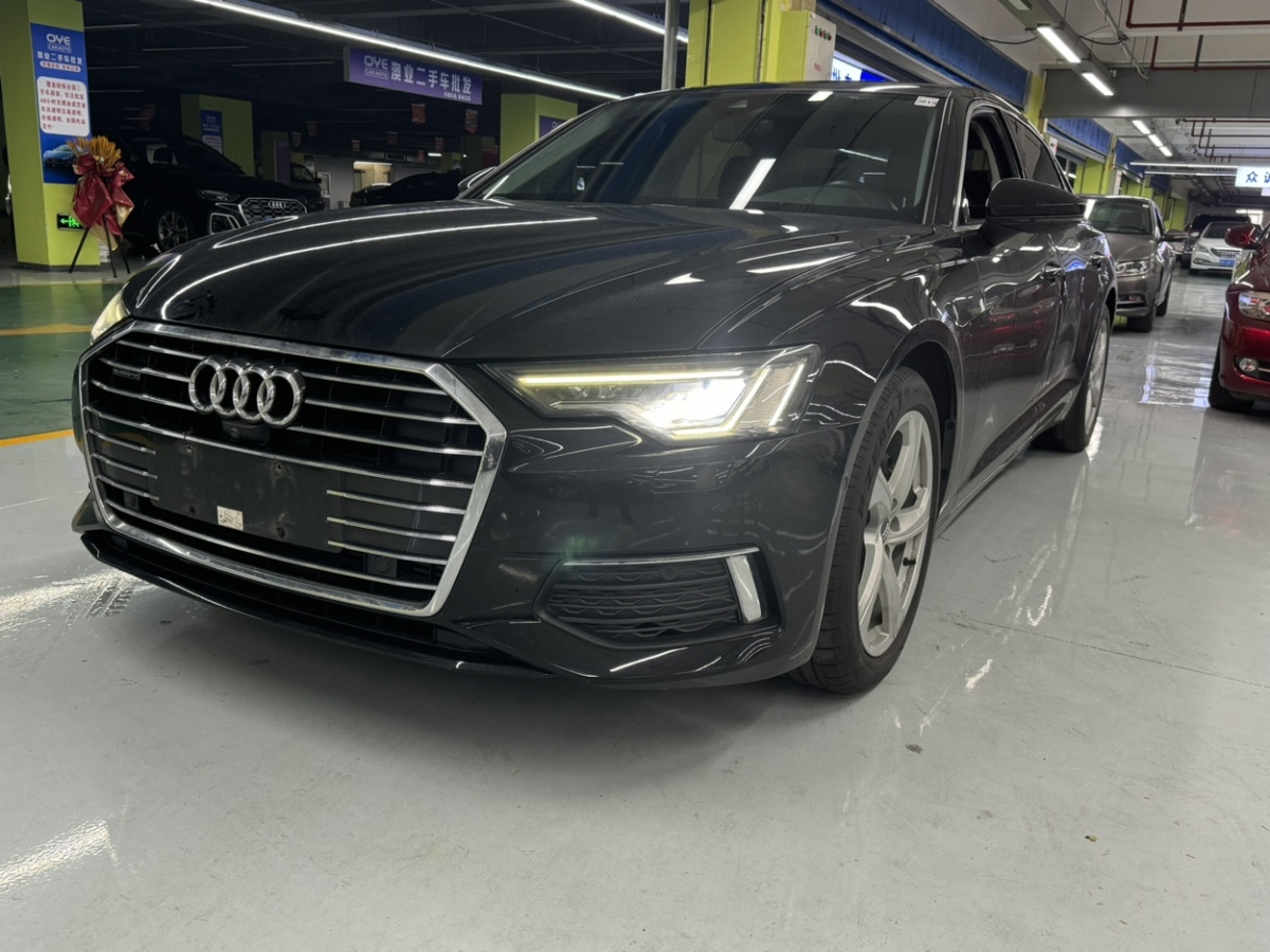 奧迪 奧迪A6L  2019款 45 TFSI quattro 臻選動(dòng)感型圖片