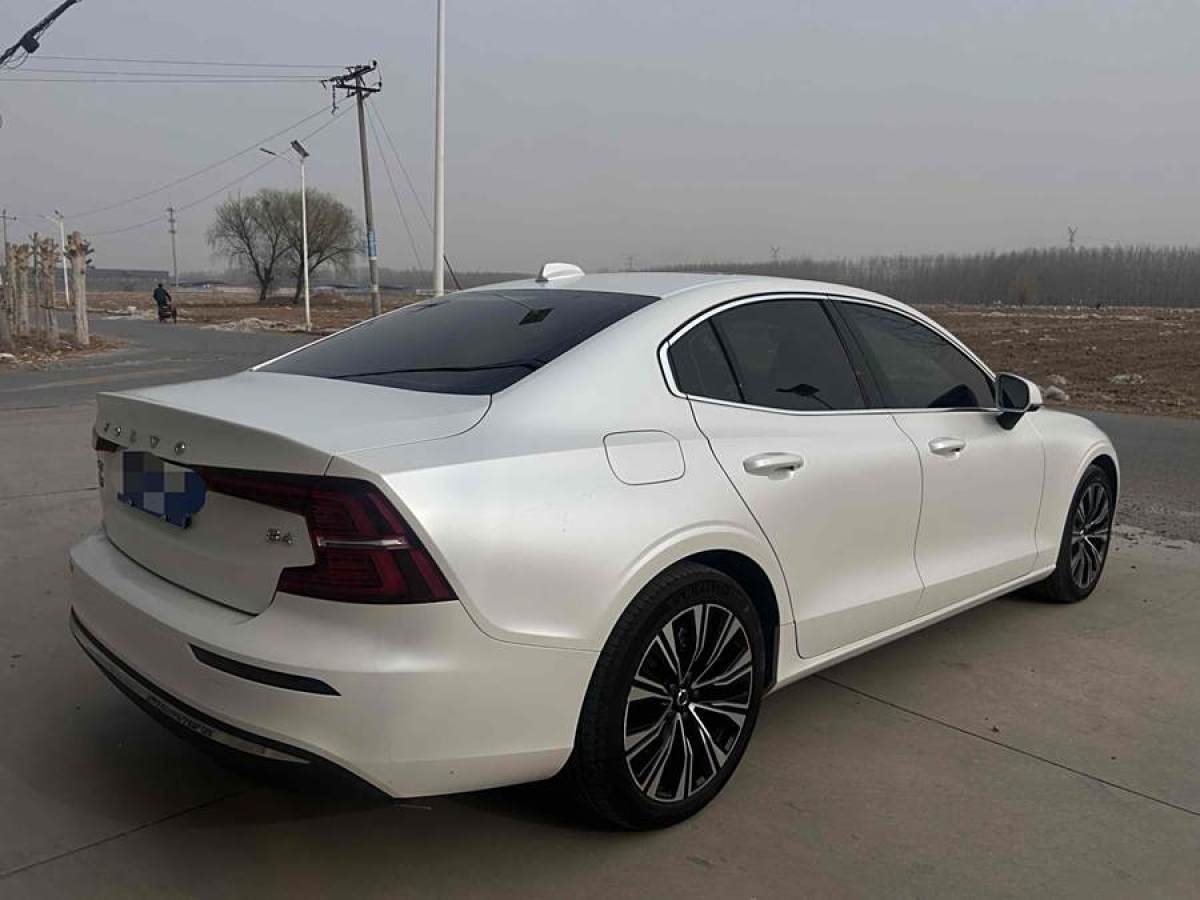 沃爾沃 S60L  2023款 B4 智遠(yuǎn)豪華版圖片