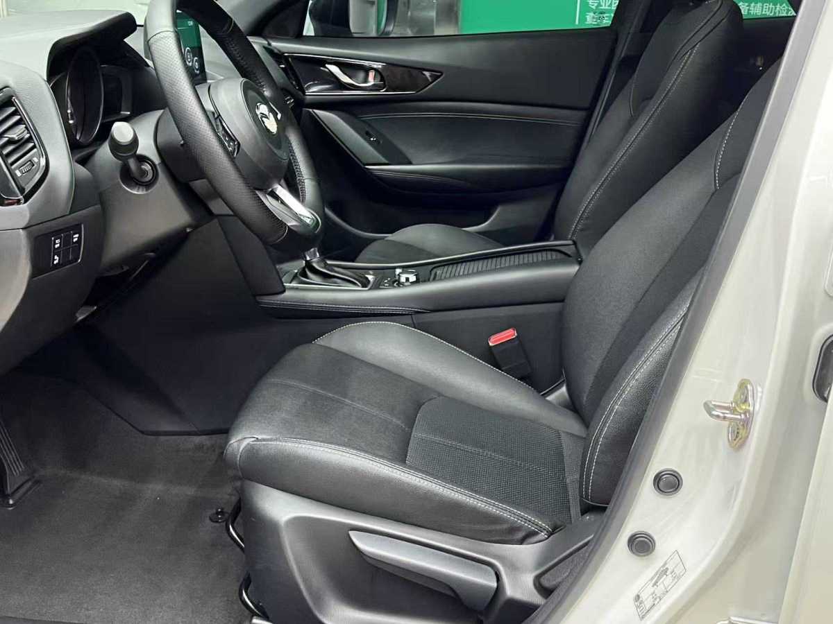 馬自達 CX-4  2021款 2.0L 自動兩驅(qū)藍天活力版圖片