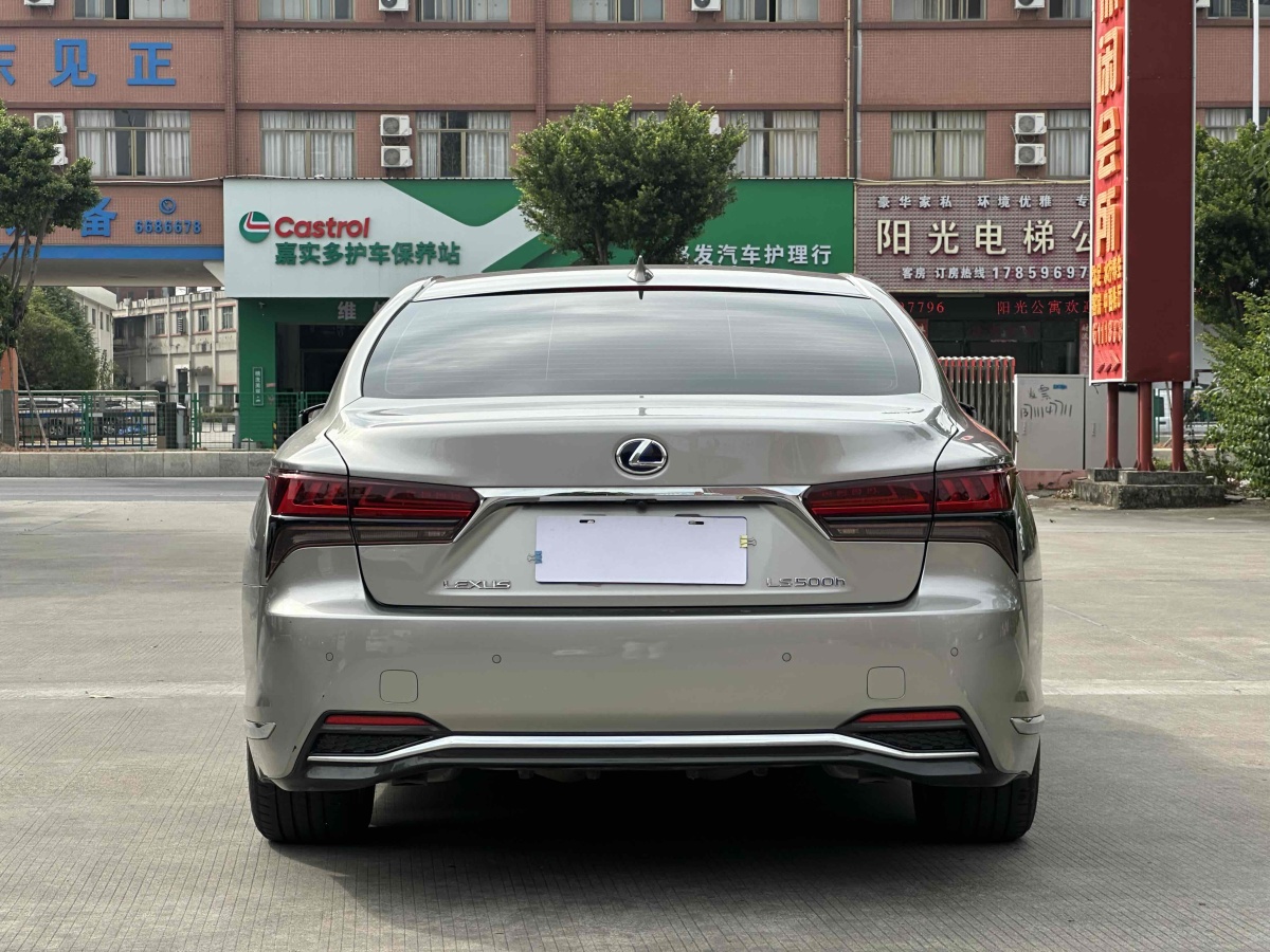 雷克薩斯 LS  2021款 500h 卓越版圖片