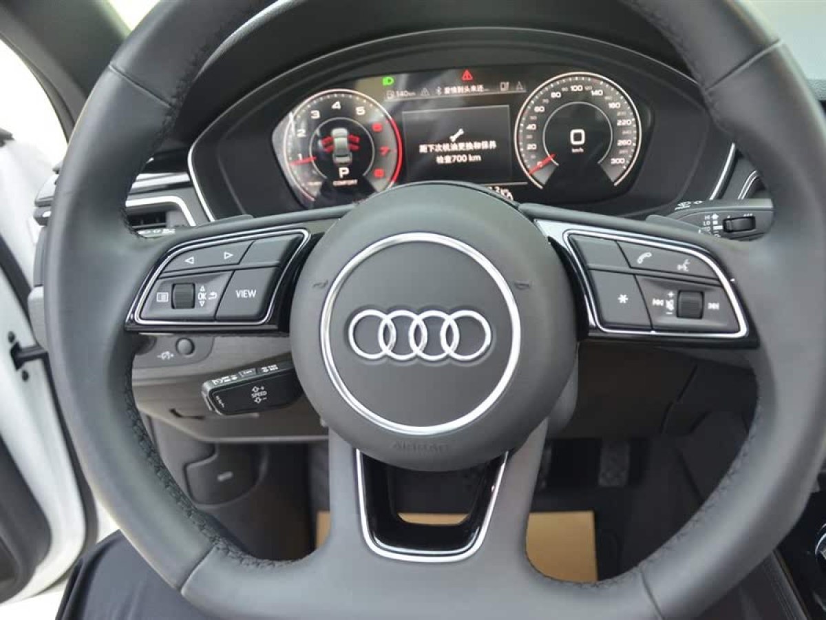 奧迪 奧迪A4L  2023款 40 TFSI 豪華動感型圖片