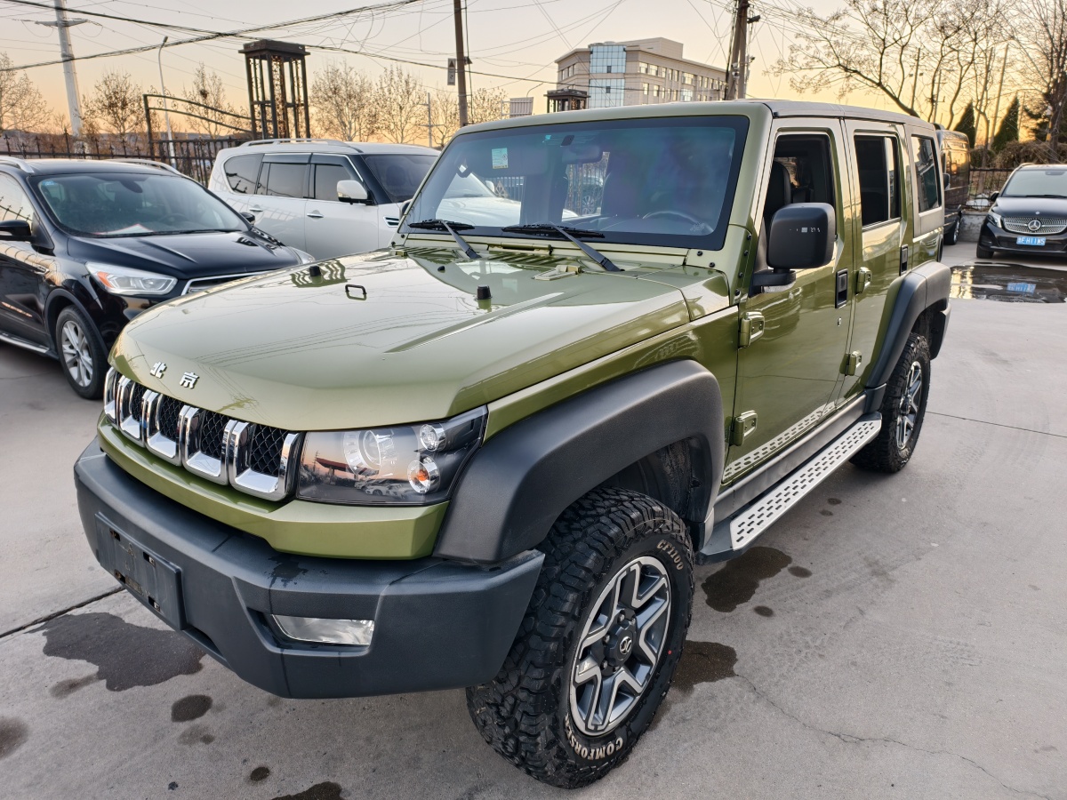 北京 BJ40  2019款  2.3T 自動四驅(qū)環(huán)塔冠軍版 國VI圖片